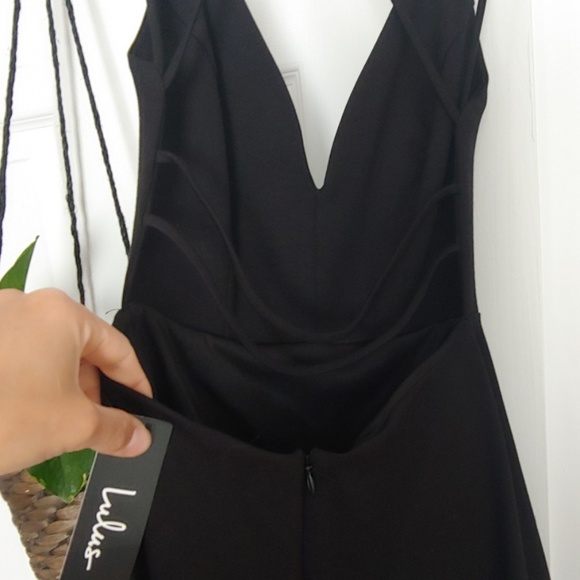 Black dress open back from lulus size small - Picture 3 of 5
